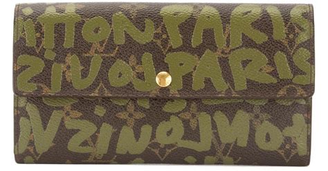 louis vuitton interior lining on the green graffite wallet|Louis Vuitton leather lining.